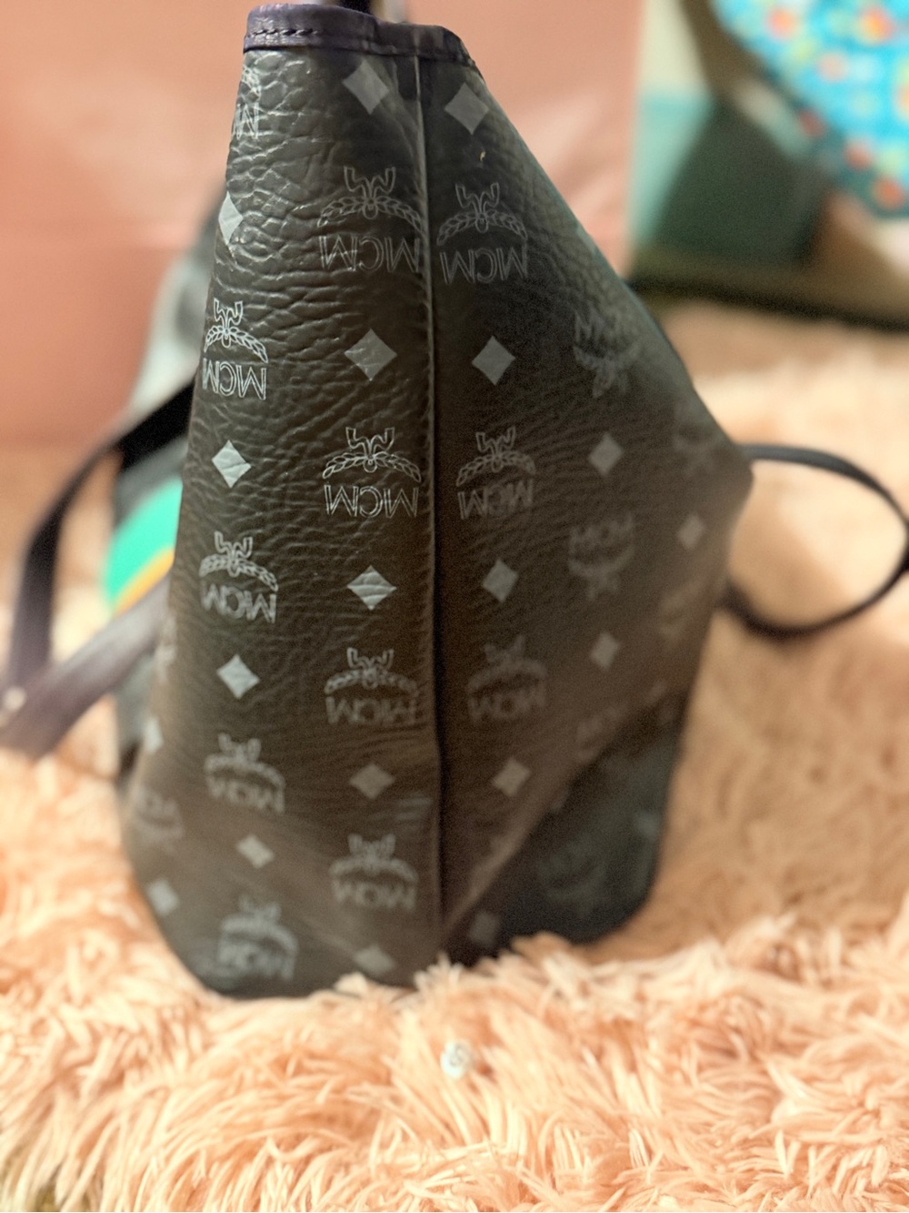 MCM Multicolor Princess Lion Tote - Picture 3 of 9